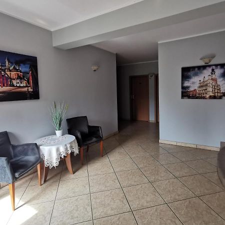 Hotel Zieliniec Poznan Dış mekan fotoğraf