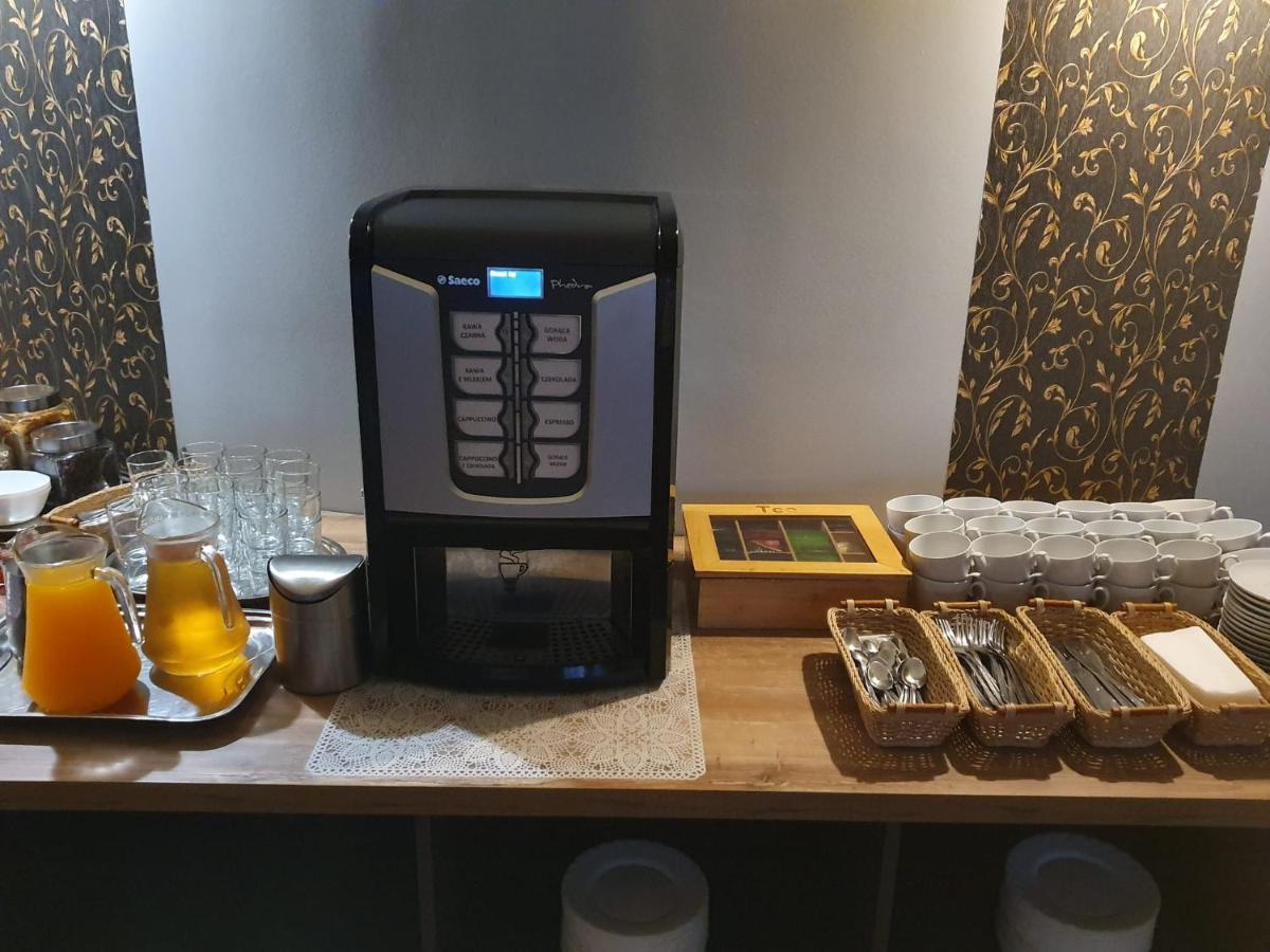 Hotel Zieliniec Poznan Dış mekan fotoğraf