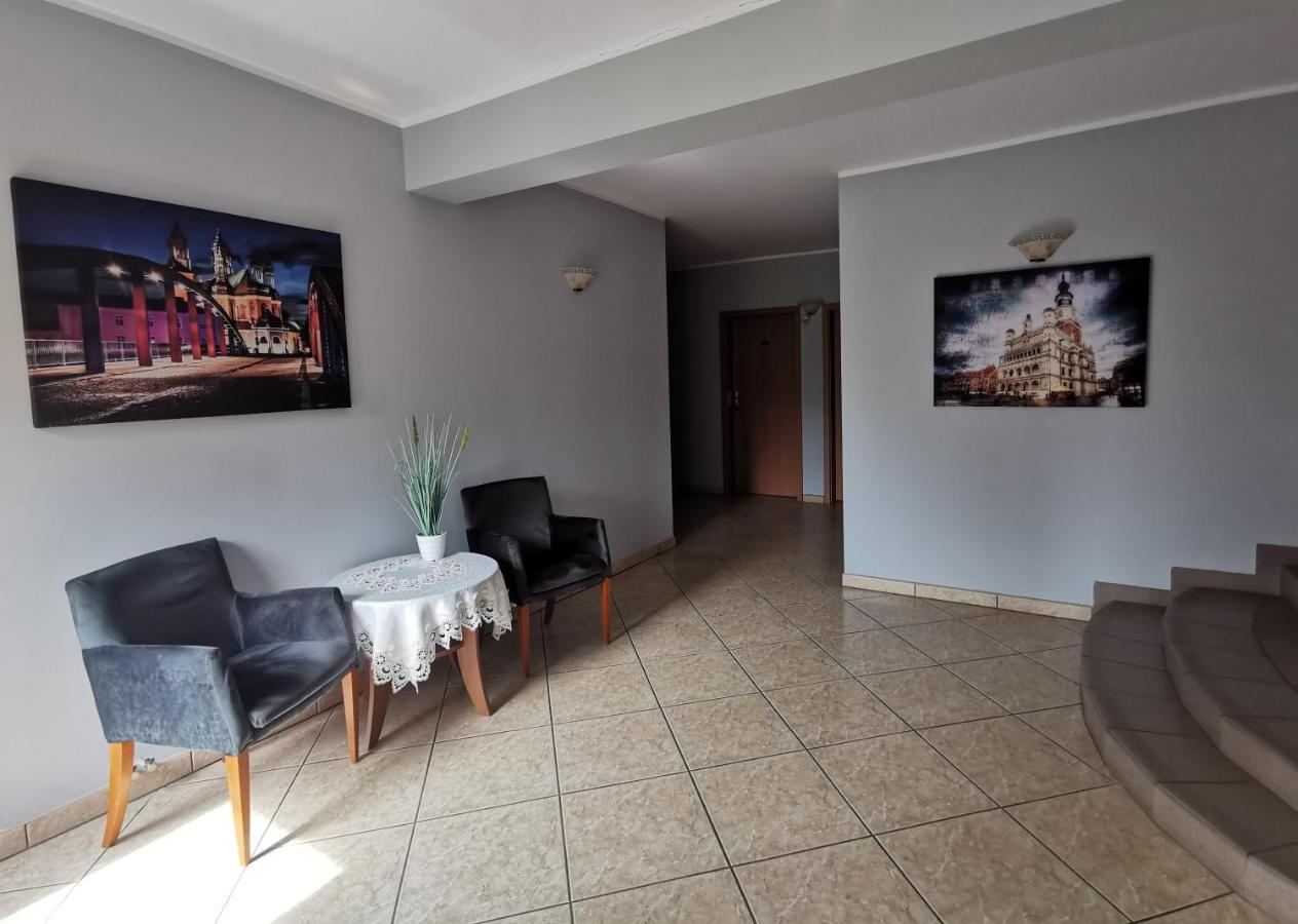 Hotel Zieliniec Poznan Dış mekan fotoğraf